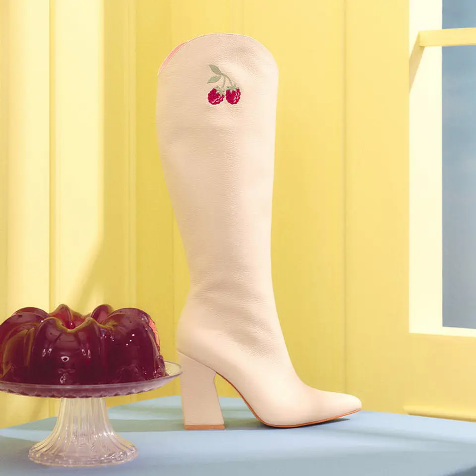 BOTA NINETTE RASPBERRY HUESO 2