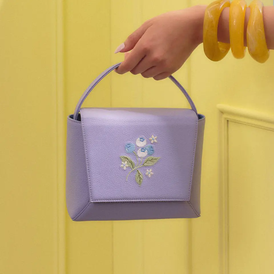 FLAP HANDBAG BLUEBERRY SUNDAE LAVANDA 2