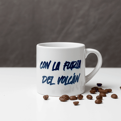 Taza Con la Furia del Volcán 2
