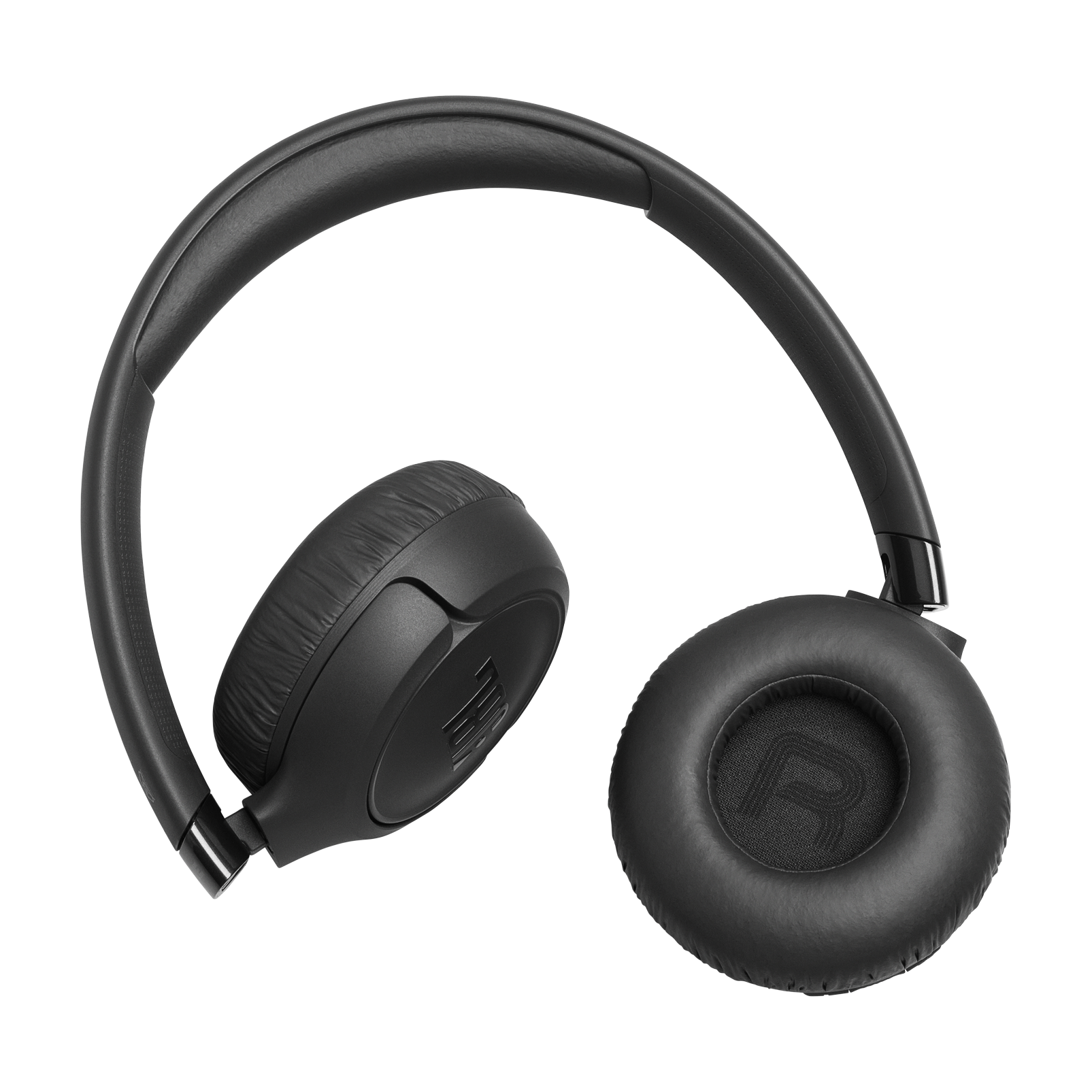 JBL Tune 680NC 4