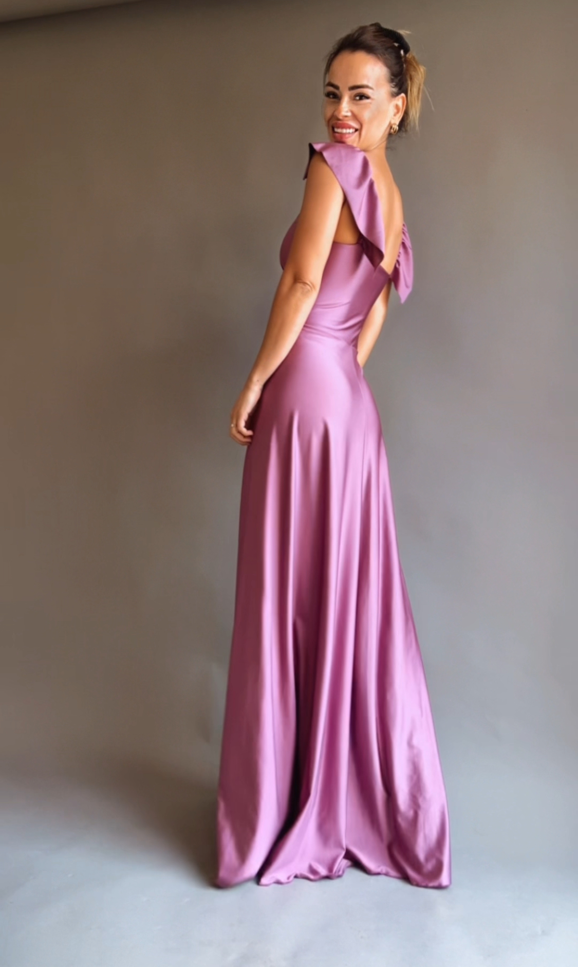 Mélia Vestido Maxi con Escote en V y Mangas Abullonadas