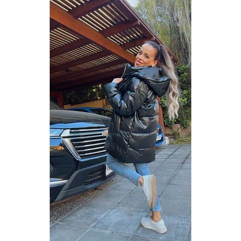 Puffer Jacket Larga Beige y Negra