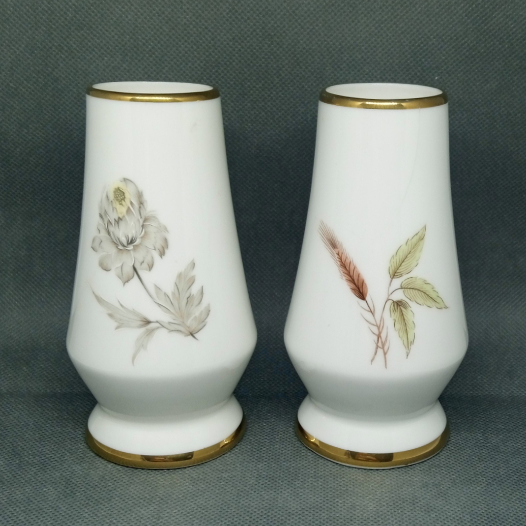 Dos floreros pequeños de porcelana Sussex (Loza Penco) - años 70 1