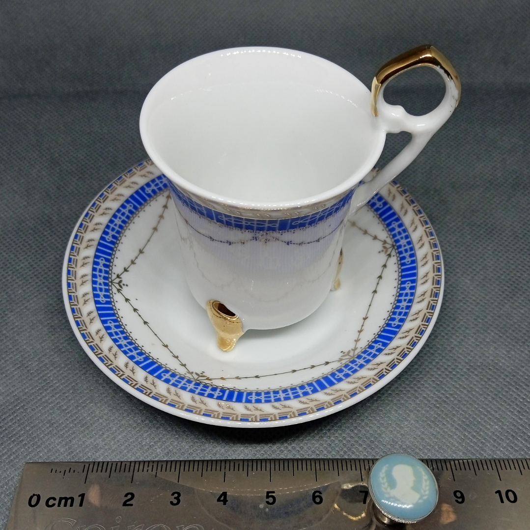 Taza y plato para café italianos de porcelana - años 70 3