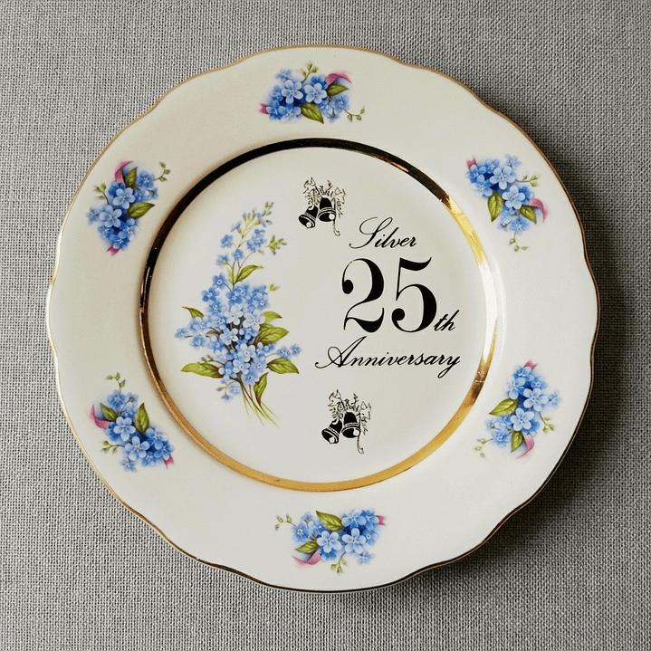 Plato decorativo porcelana inglesa 25º Aniversario 1