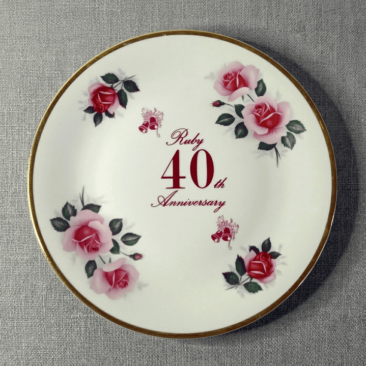 Plato decorativo porcelana inglesa 40º Aniversario 1