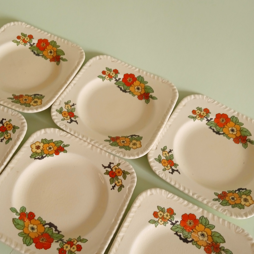 Seis platos decorativos ingleses - Staffordshire 1940 1