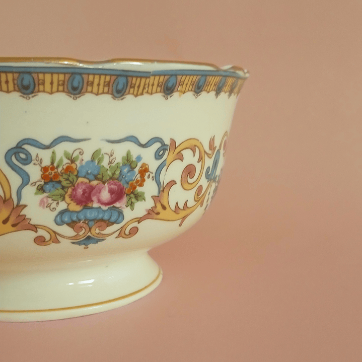 Bowl mediano inglés Aynsley · años 40 4