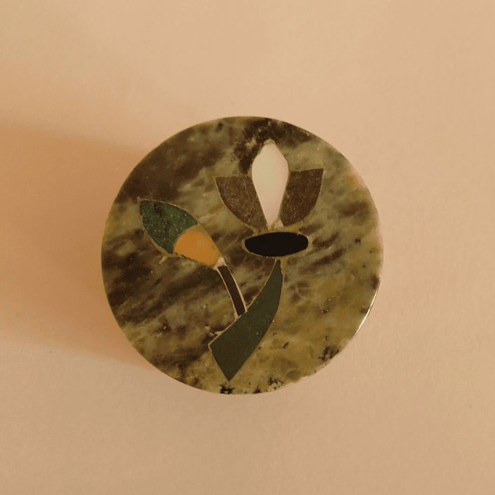 Joyero indio de piedra pulida con incrustación de nácar - años 70 2