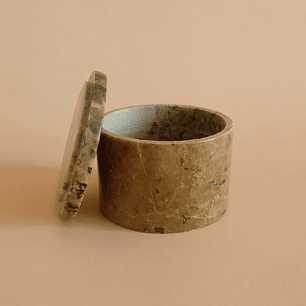 Joyero indio de piedra pulida con incrustación de nácar - años 70