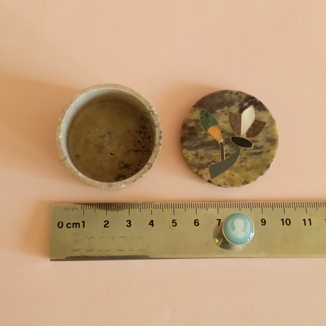 Joyero indio de piedra pulida con incrustación de nácar - años 70 5