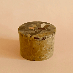 Joyero indio de piedra pulida con incrustación de nácar - años 70