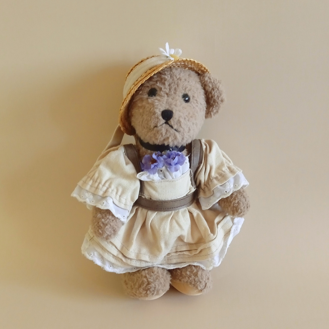 Peluche vintage alemán con traje típico bávaro · G. Wurm - años 80 1