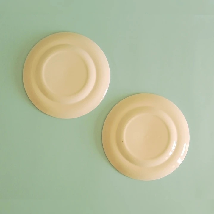 Par de platos decorativos europeos vintage · motivo de peces 7