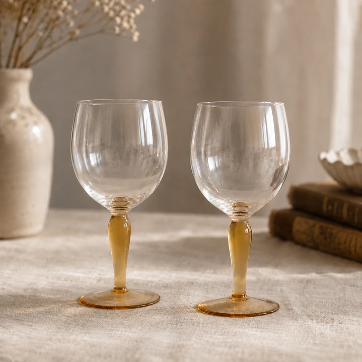 Par de pequeñas copas de cristal soplado europeo vintage • color champagne 6