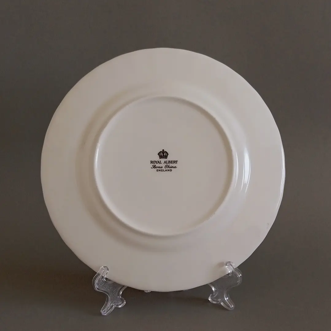 Plato decorativo de porcelana Royal Albert “Happy Anniversary” 5