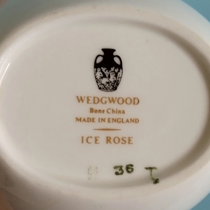 Lechero de porcelana Wedgwood 
