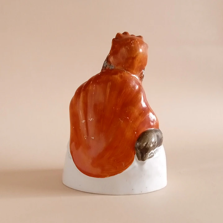 Figura antigua de Caperucita Roja • cerámica 6