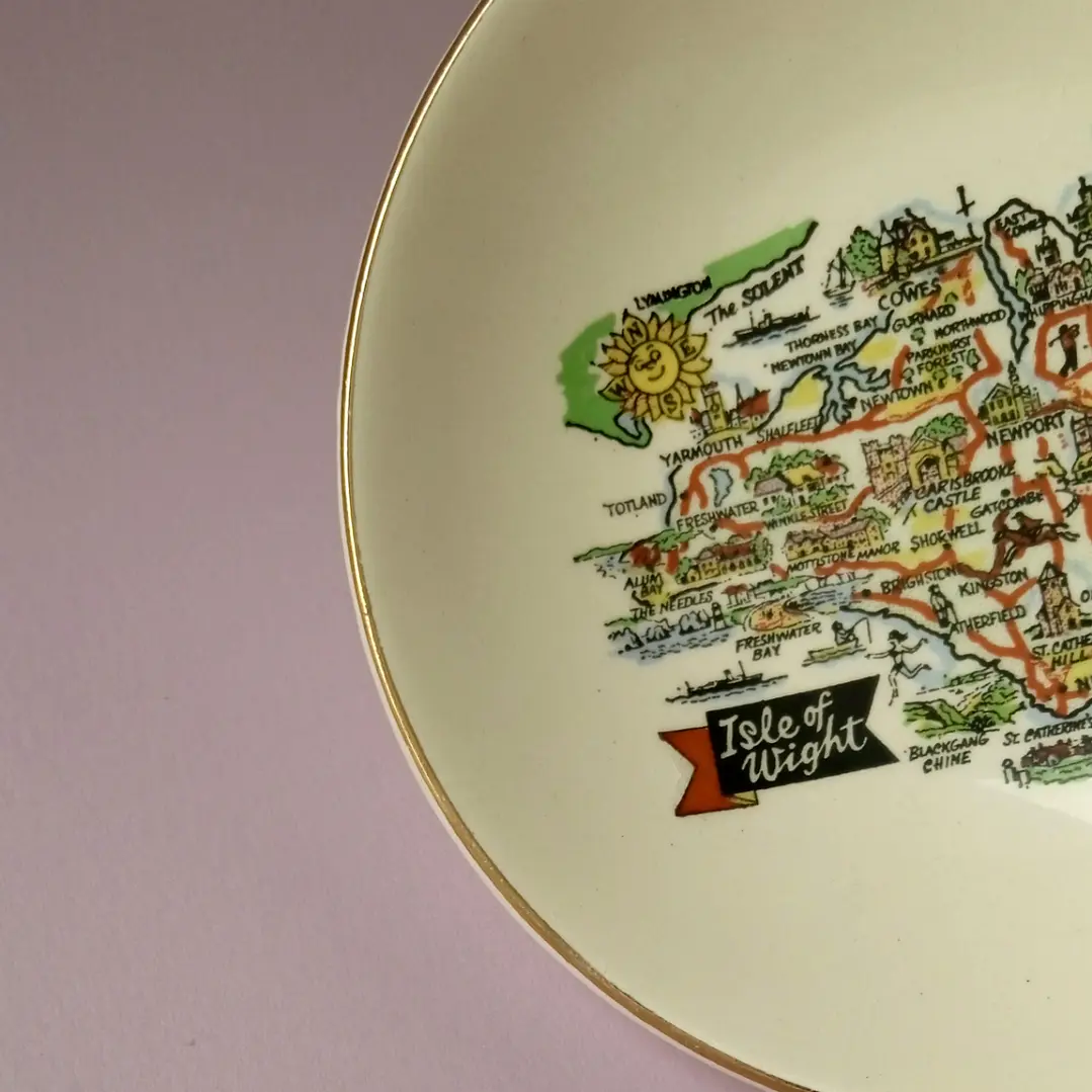 Pequeño plato vintage souvenir Isla de Wight • Inglaterra 5