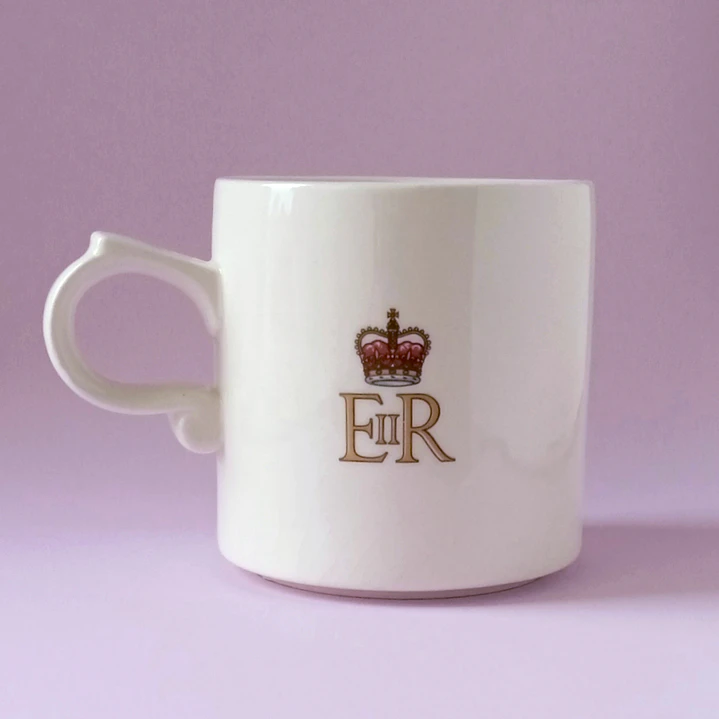 Tazón conmemorativo Jubileo de Plata Reina Isabel II • 1977 2