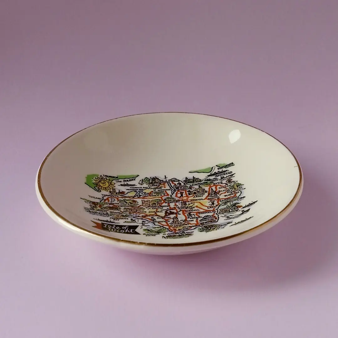 Pequeño plato vintage souvenir Isla de Wight • Inglaterra 3