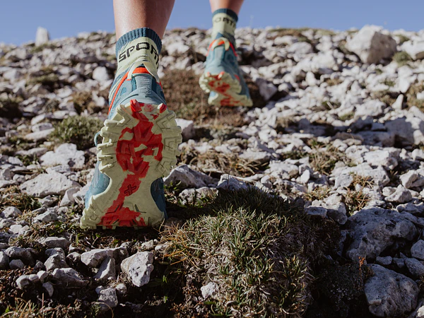 Cómo Elegir las Mejores Zapatillas de Trekking para el Verano en Chile: Consejos y Recomendaciones