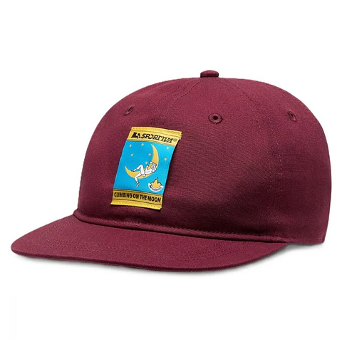 Gorro Climbing on the Moon