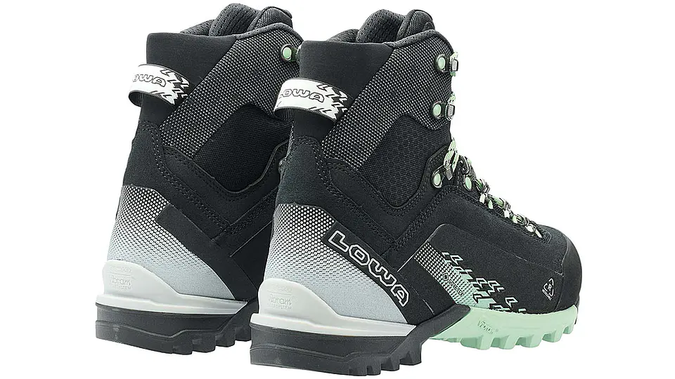 Bota de Montaña Cervino GTX Mid Mujer Black/Smoke Green Lowa 3