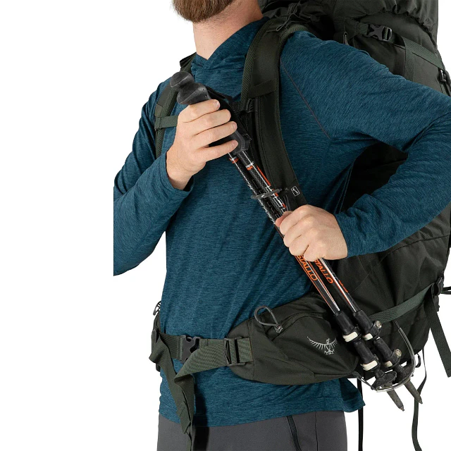 Mochila Kestrel 58 Trekking Black Osprey – Protector para la lluvia incluido