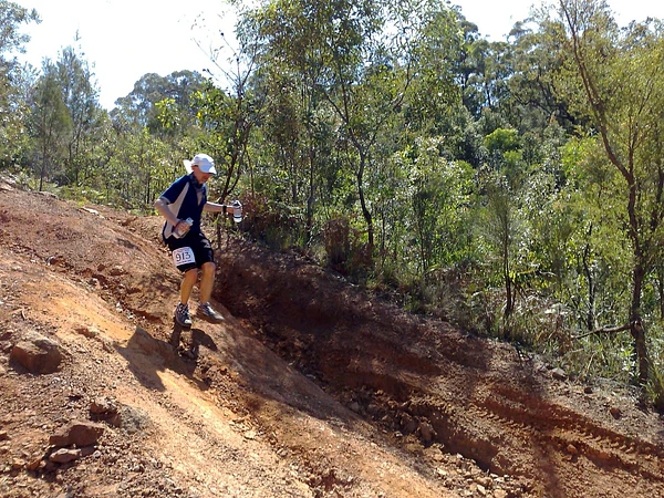 Tu primer trail 21K: cómo prepararte y qué equipo necesitas