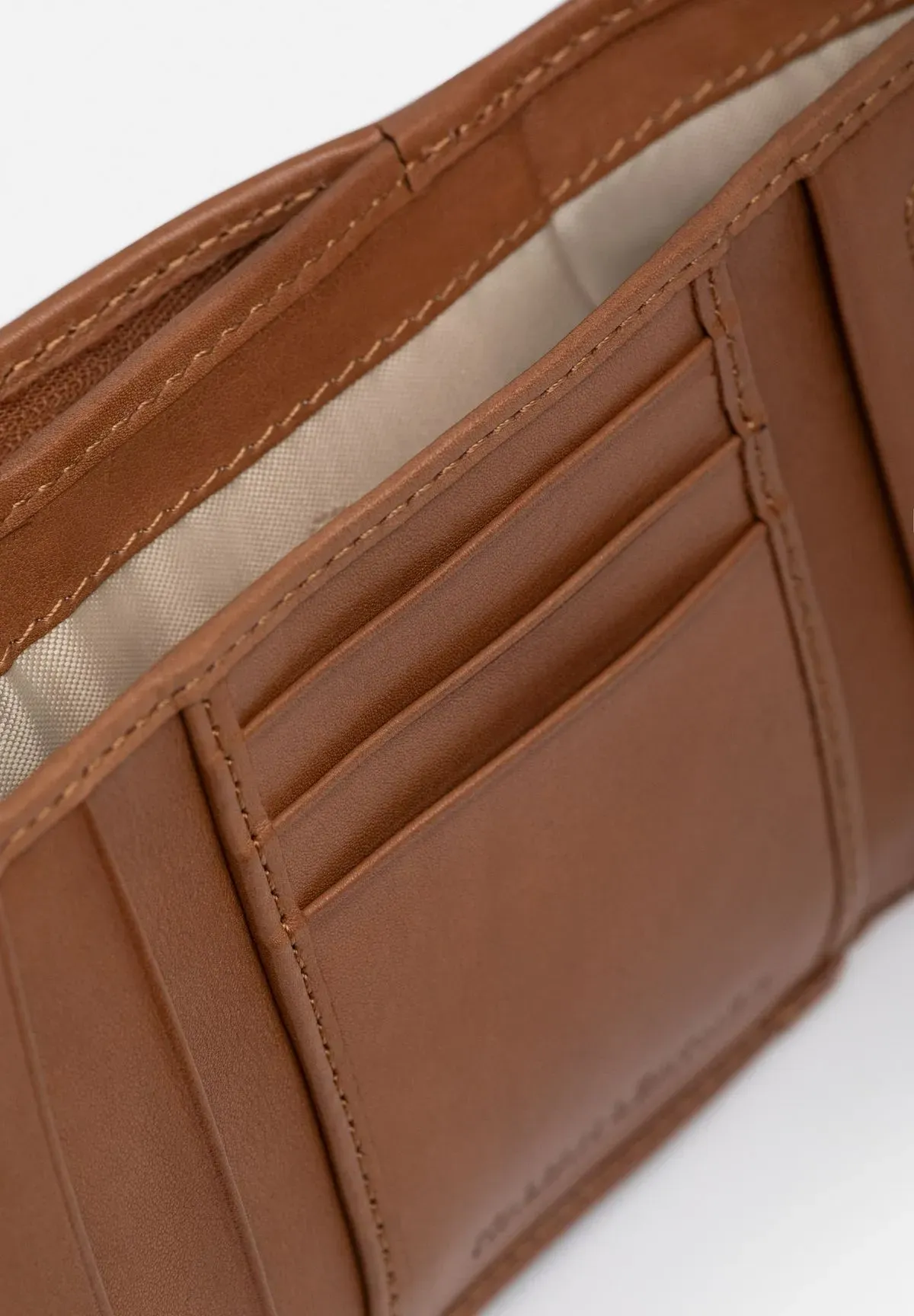 BILLETERA CUERO AURA SOFT MINI 4