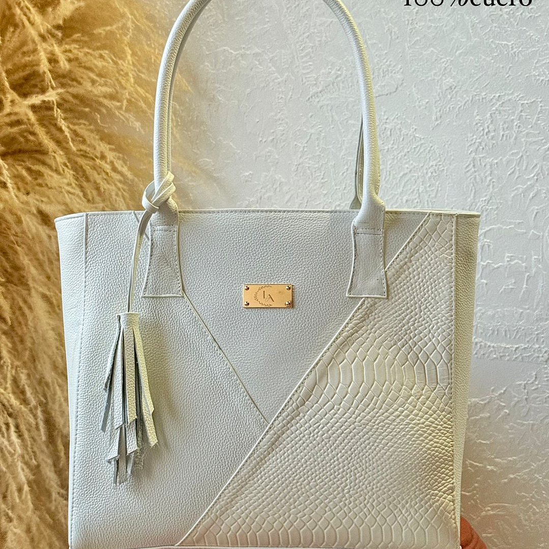 Bolso en Cuero TOTTE 2