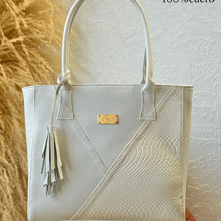 Bolso en Cuero TOTTE 2