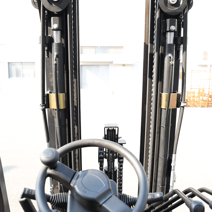 Grúa Horquilla Diesel 2.5 tons 3 mt promo 7