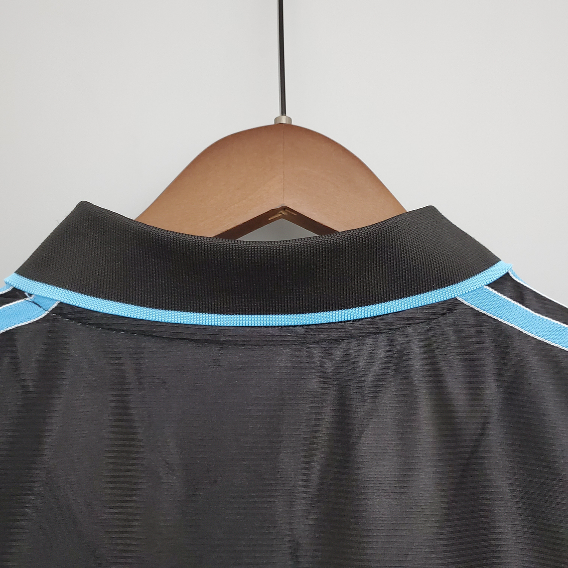 OLYMPIQUE MARSEILLE VI 99/00 HOMBRE (RETRO) 8