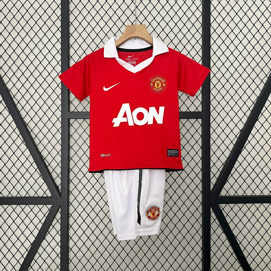 MANCHESTER UNITED I 10/11 CONJUNTO INFANTIL (RETRO) 1