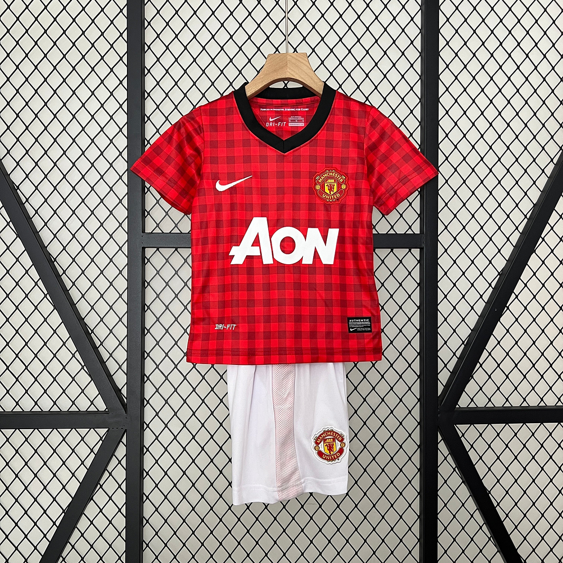 MANCHESTER UNITED I 12/13 CONJUNTO INFANTIL (RETRO) 1