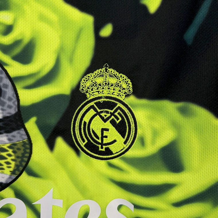 REAL MADRID EDICIÓN ESPECIAL VERDE 25/26 HOMBRE 3