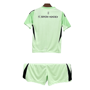 BAYERN MUNICH VERDE 25/26 CONJUNTO INFANTIL
