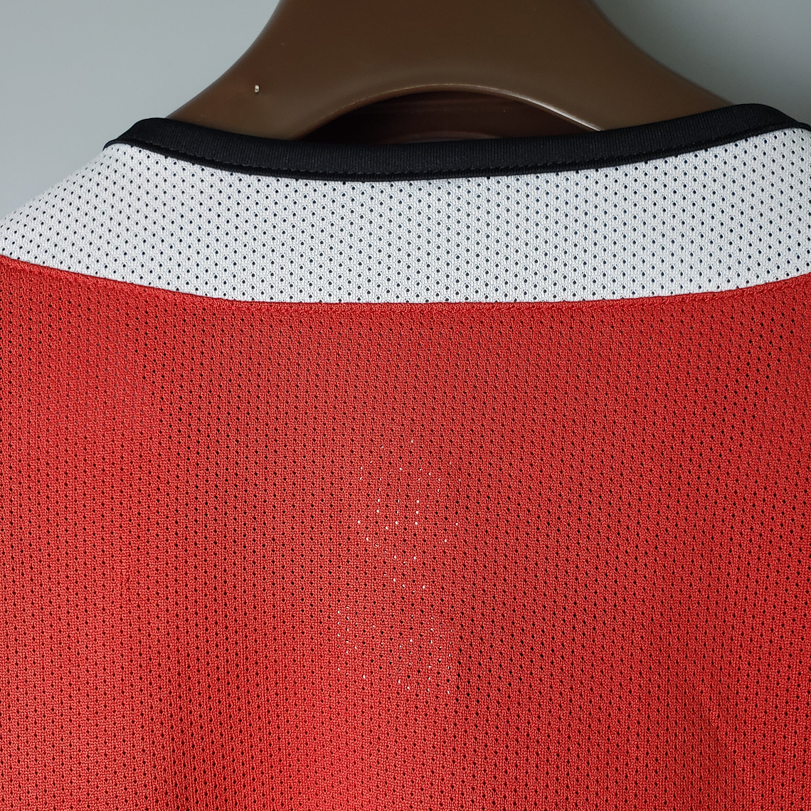 MANCHESTER UNITED I 2005 HOMBRE (RETRO) MANGA LARGA 7