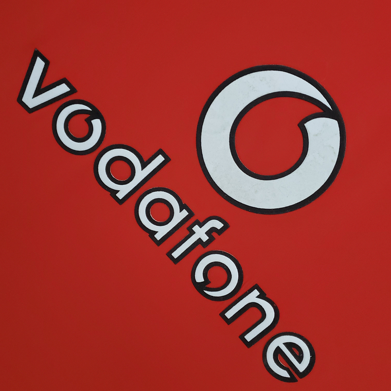 MANCHESTER UNITED I 02/03 HOMBRE (RETRO) MANGA LARGA 6