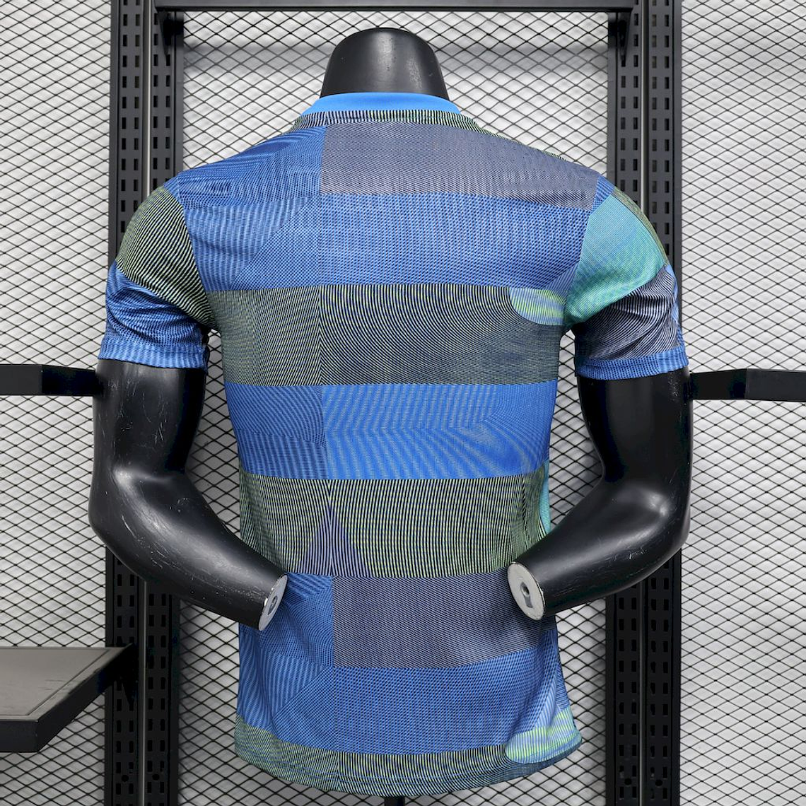 REAL MADRID CALENTAMIENTO I 25/26 HOMBRE (VERSIÓN JUGADOR) LANZAMIENTO 3