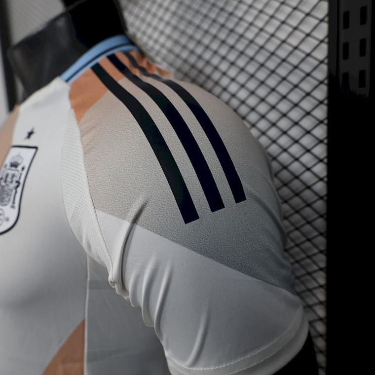 ESPAÑA EURO II 25/26 (VERSIÓN JUGADOR) 4