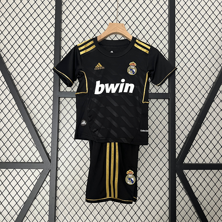 REAL MADRID II 11/12 CONJUNTO INFANTIL (RETRO) 1