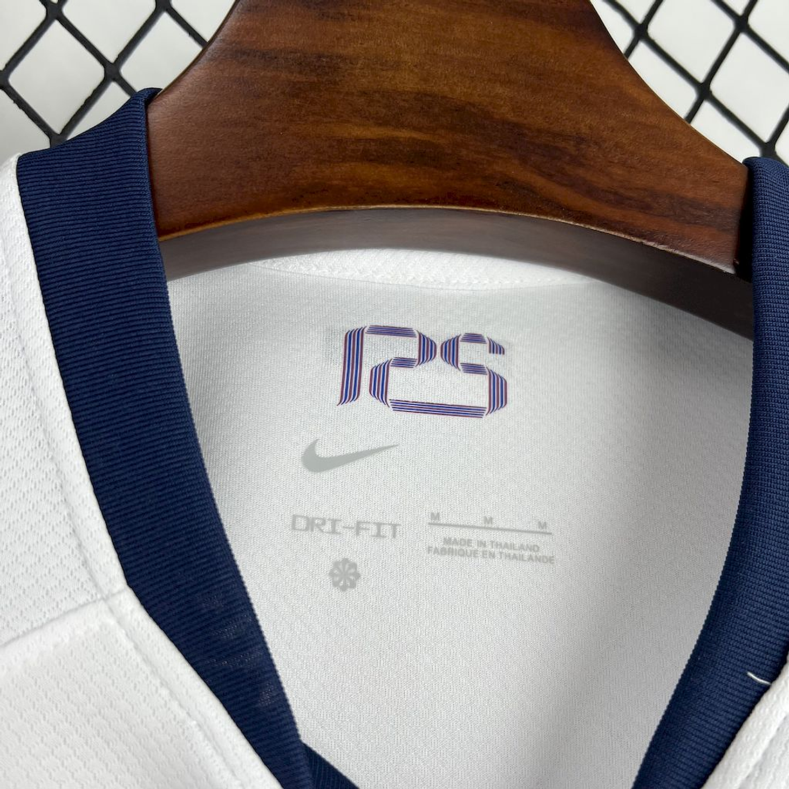 BARCELONA BLANCA 25/26 HOMBRE LANZAMIENTO 6