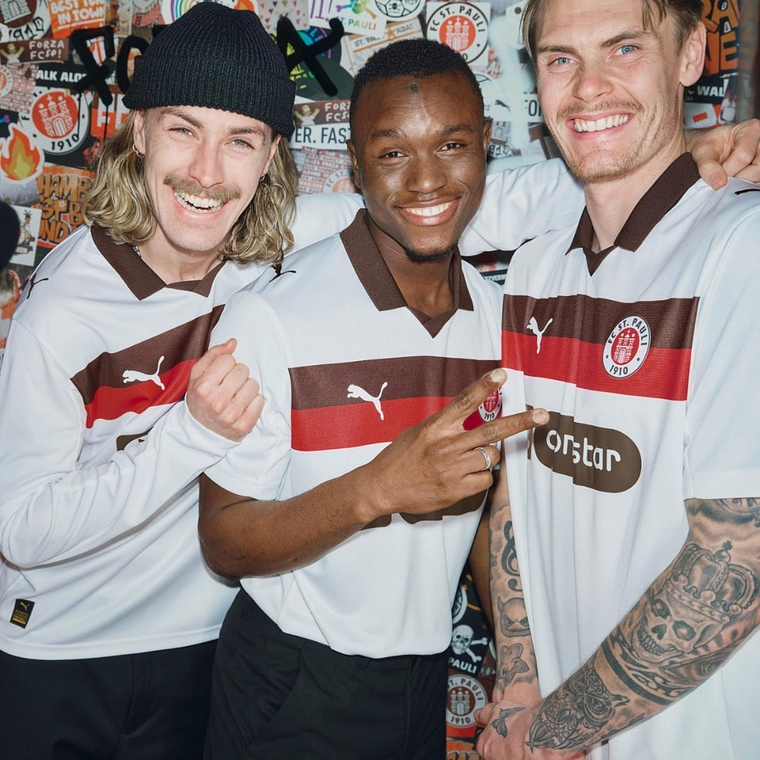 ST PAULI II 25/26 HOMBRE 3