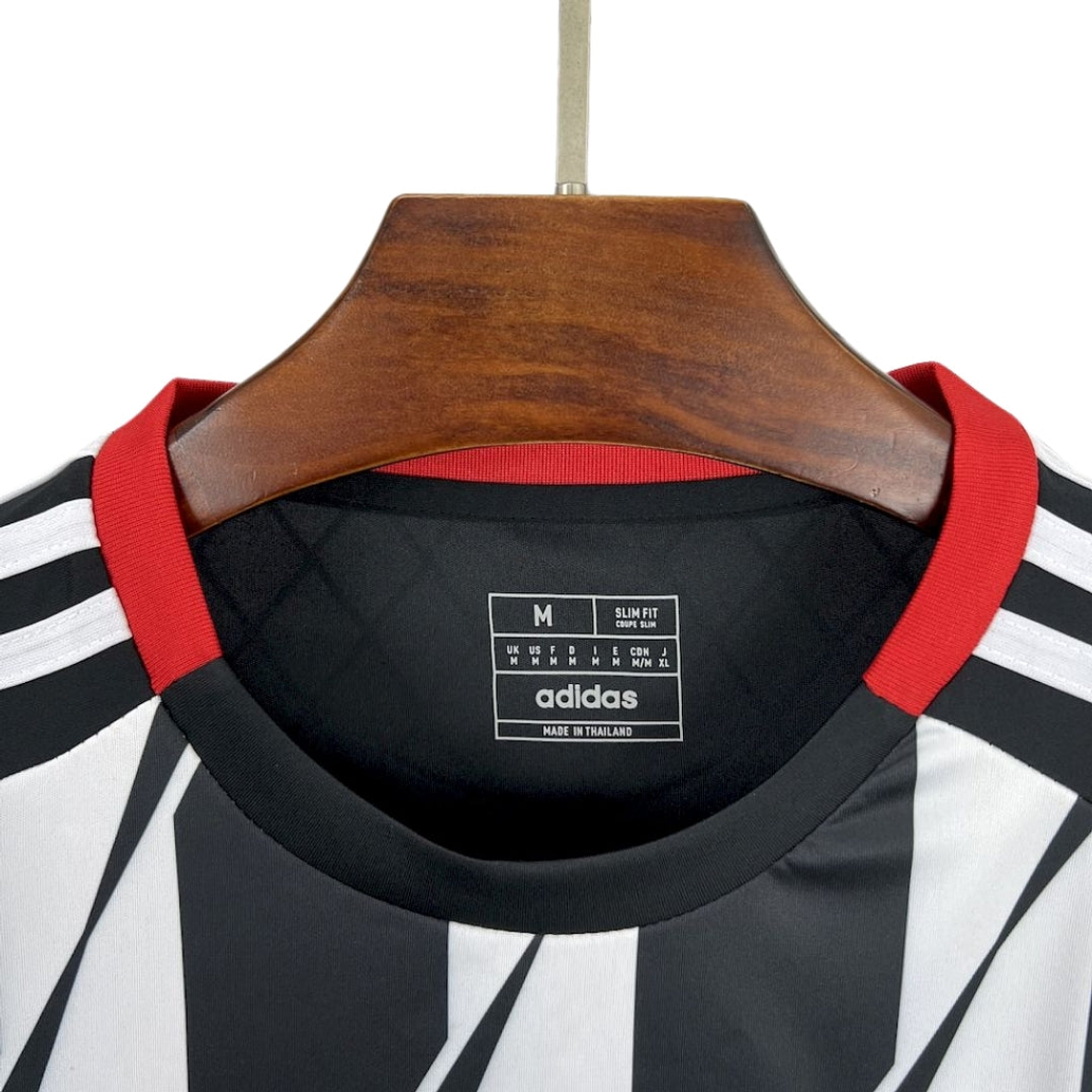 CLUB DE CUERVOS I 25/26 HOMBRE (KINGS LEAGUE) 3