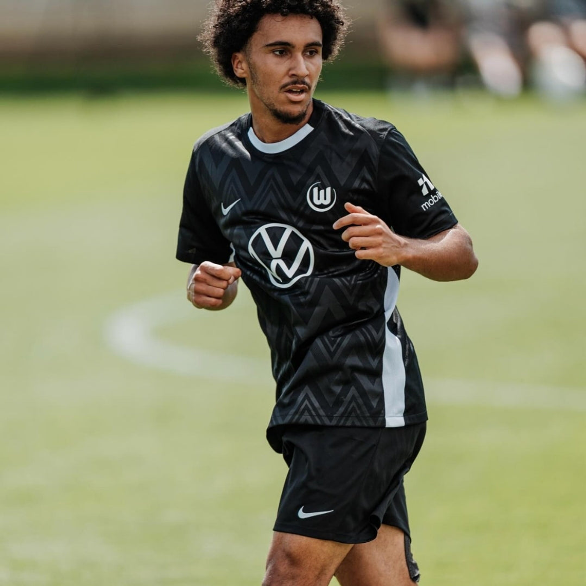 WOLFSBURG III 25/26 HOMBRE 3