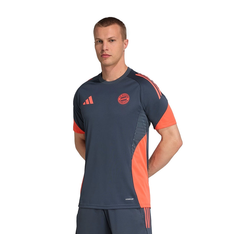 BAYERN MUNICH II ENTRENAMIENTO STAFF 25/26 HOMBRE 3