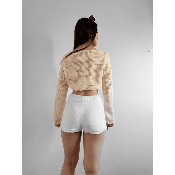 Short Cala  4
